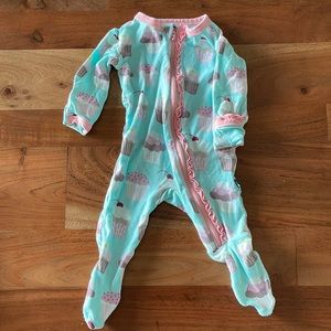 Kickee Pants cupcake sleep & play